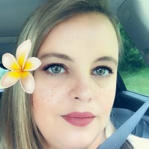 Meet your Posher, Sabrina